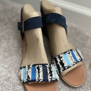 Adorable Tom’s Sandals - Navy Blue - Size 11 - Original box